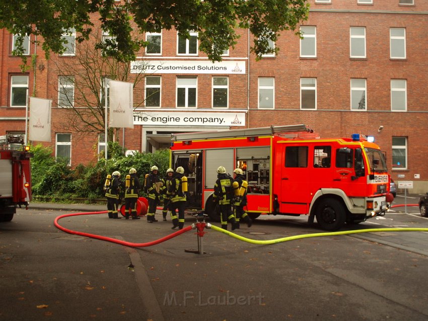 Feuer Koeln Kalk Kantstr P244.JPG